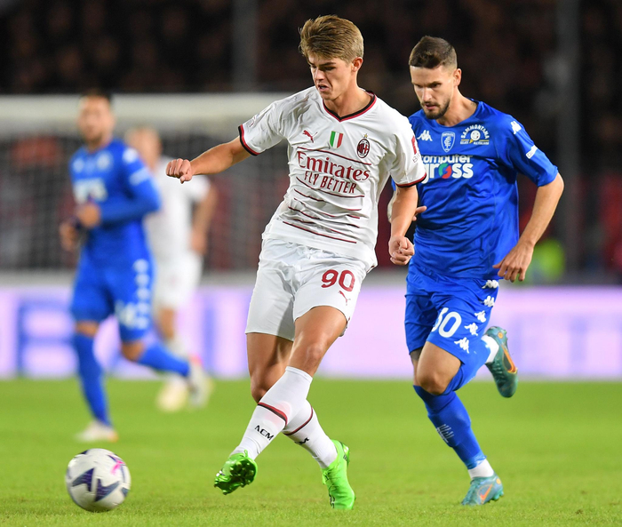 纳入囊中 纳入囊中