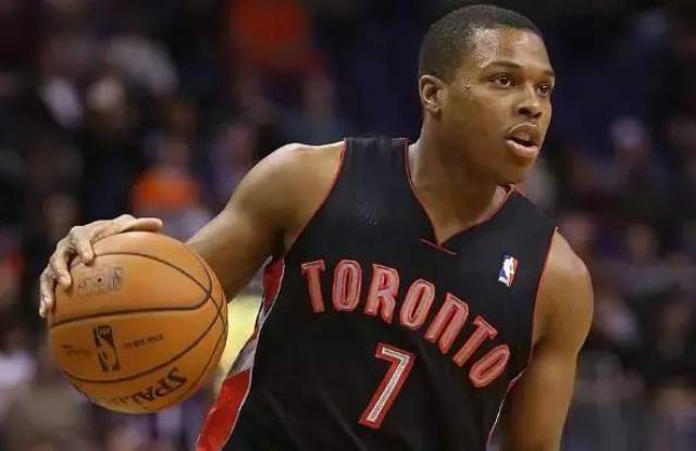 程中向球队 程中向球队